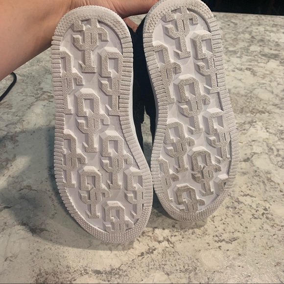 John Geiger Black Pebble Leather Sneaker sz 7.5 - Picture 9 of 14